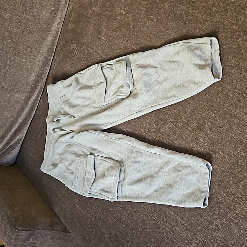 Plush & Blush crop sweatpants
